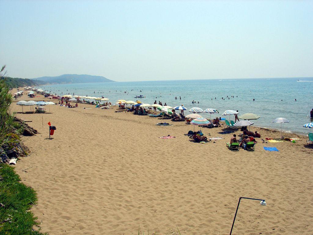Golden Sands Hotel Айос-Георгіос Екстер'єр фото