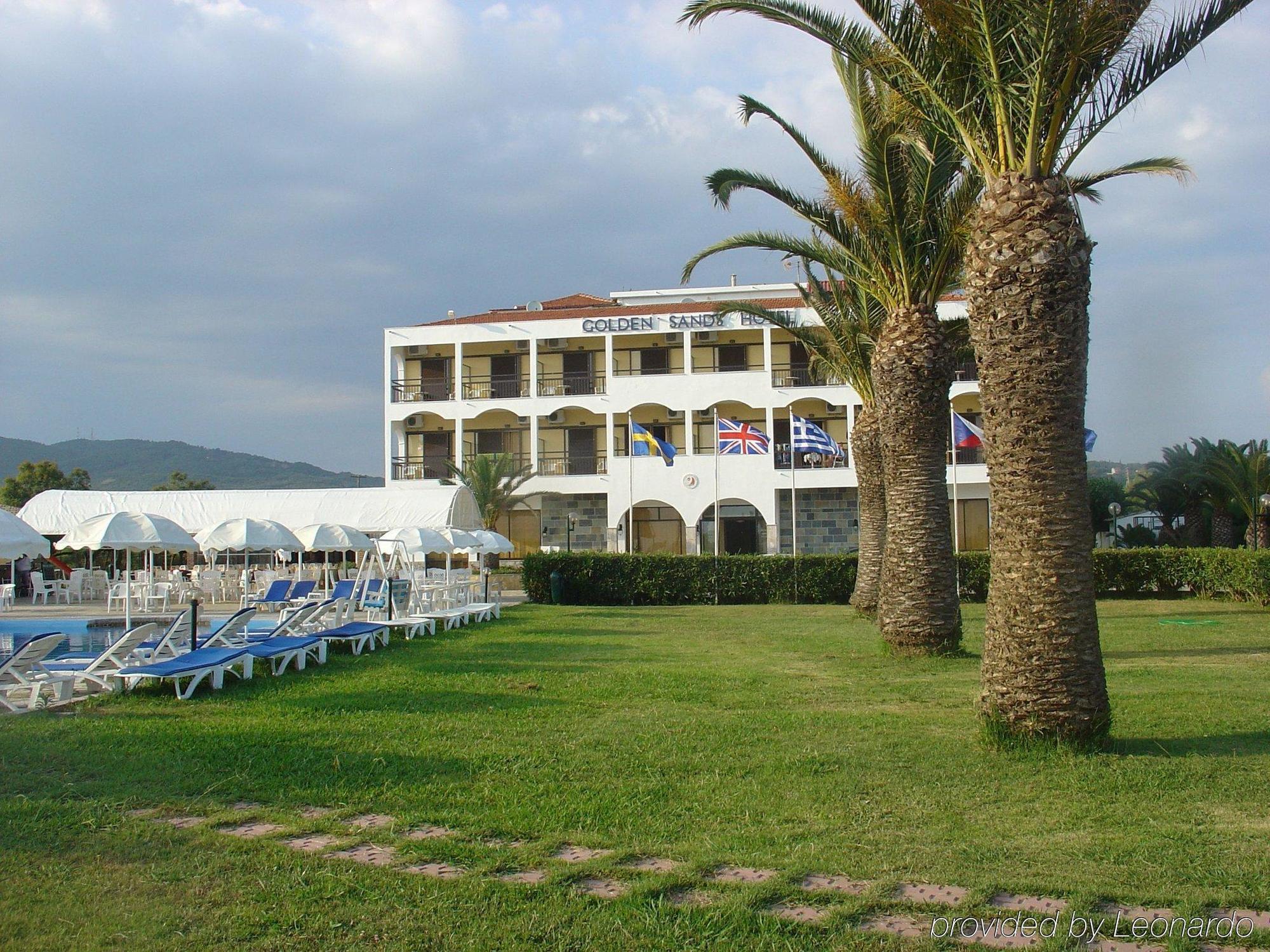 Golden Sands Hotel Айос-Георгіос Екстер'єр фото