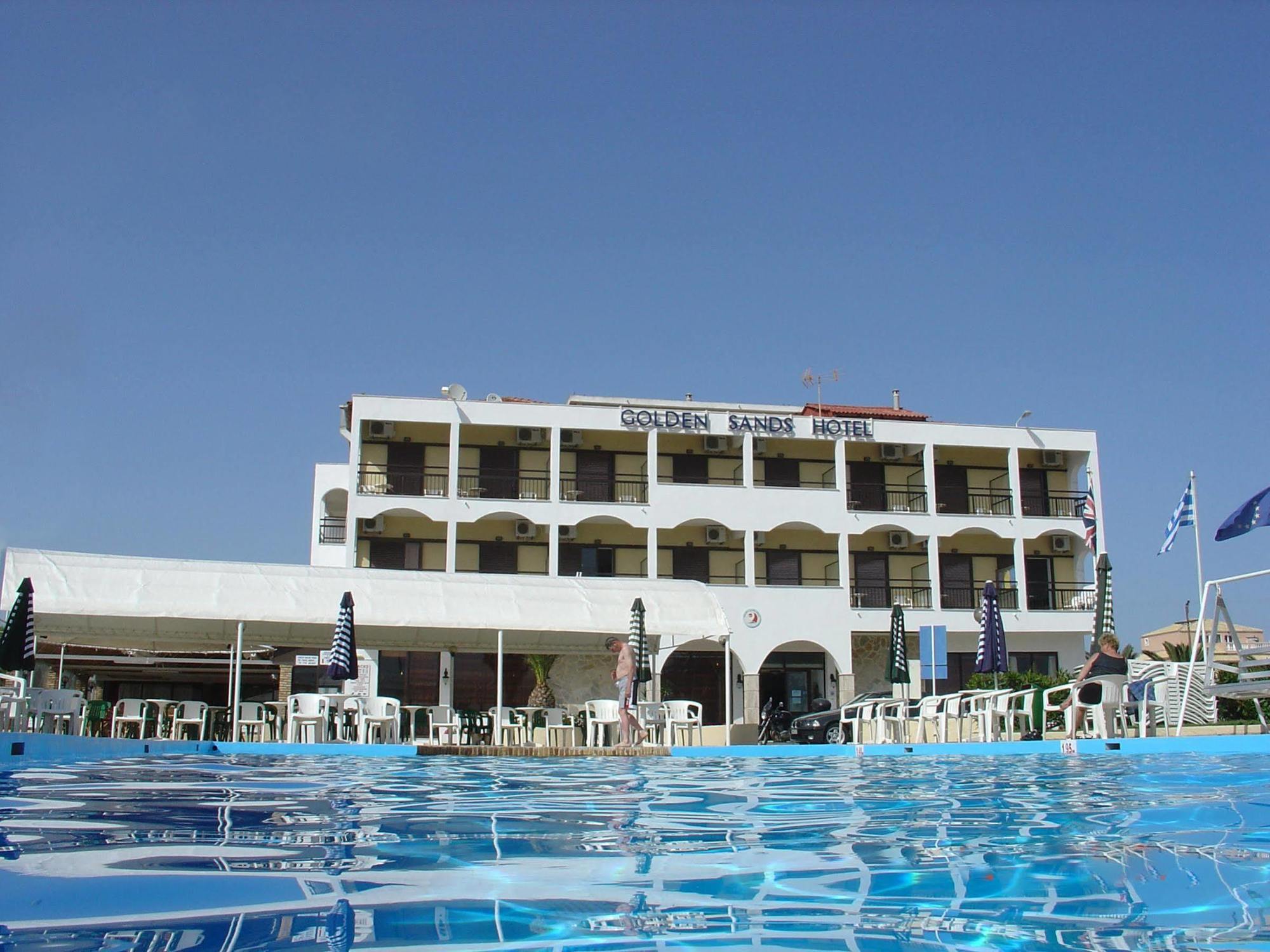 Golden Sands Hotel Айос-Георгіос Екстер'єр фото